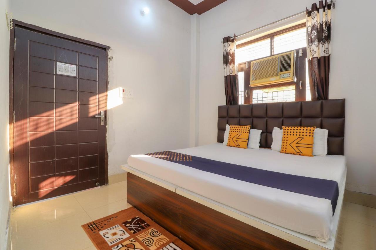 สปอต ออน 75178 โฮเทล อรมณ Hotel Roorkee ภายนอก รูปภาพ