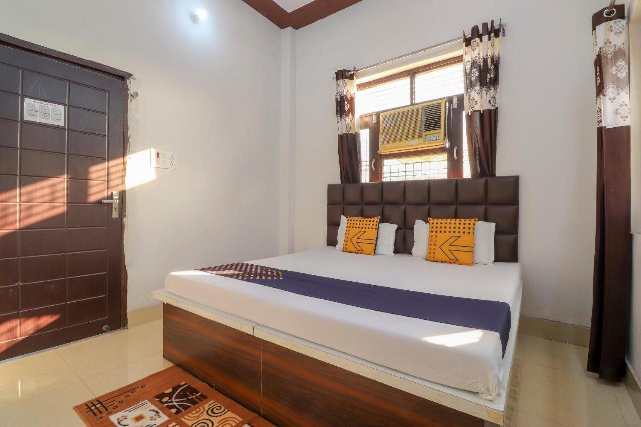 สปอต ออน 75178 โฮเทล อรมณ Hotel Roorkee ภายนอก รูปภาพ