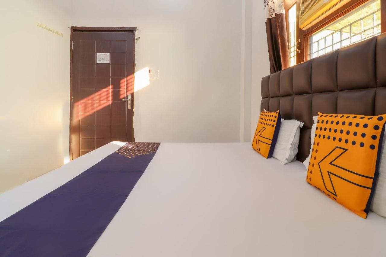 สปอต ออน 75178 โฮเทล อรมณ Hotel Roorkee ภายนอก รูปภาพ